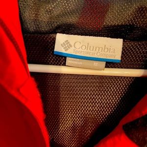 Woman’s medium Columbia raincoat